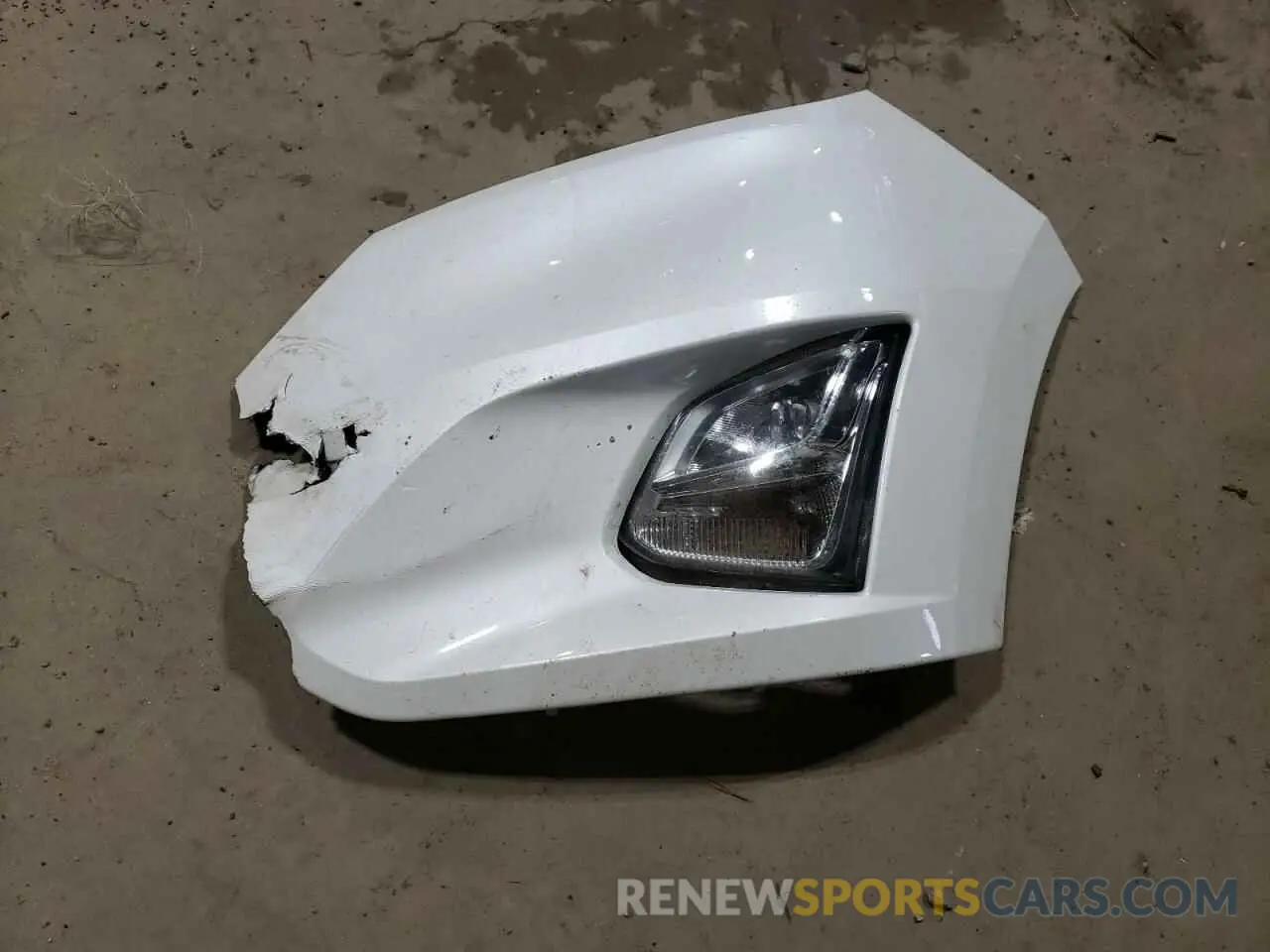 13 Photograph of a damaged car 3GNAXUEV4LS736147 CHEVROLET EQUINOX 2020