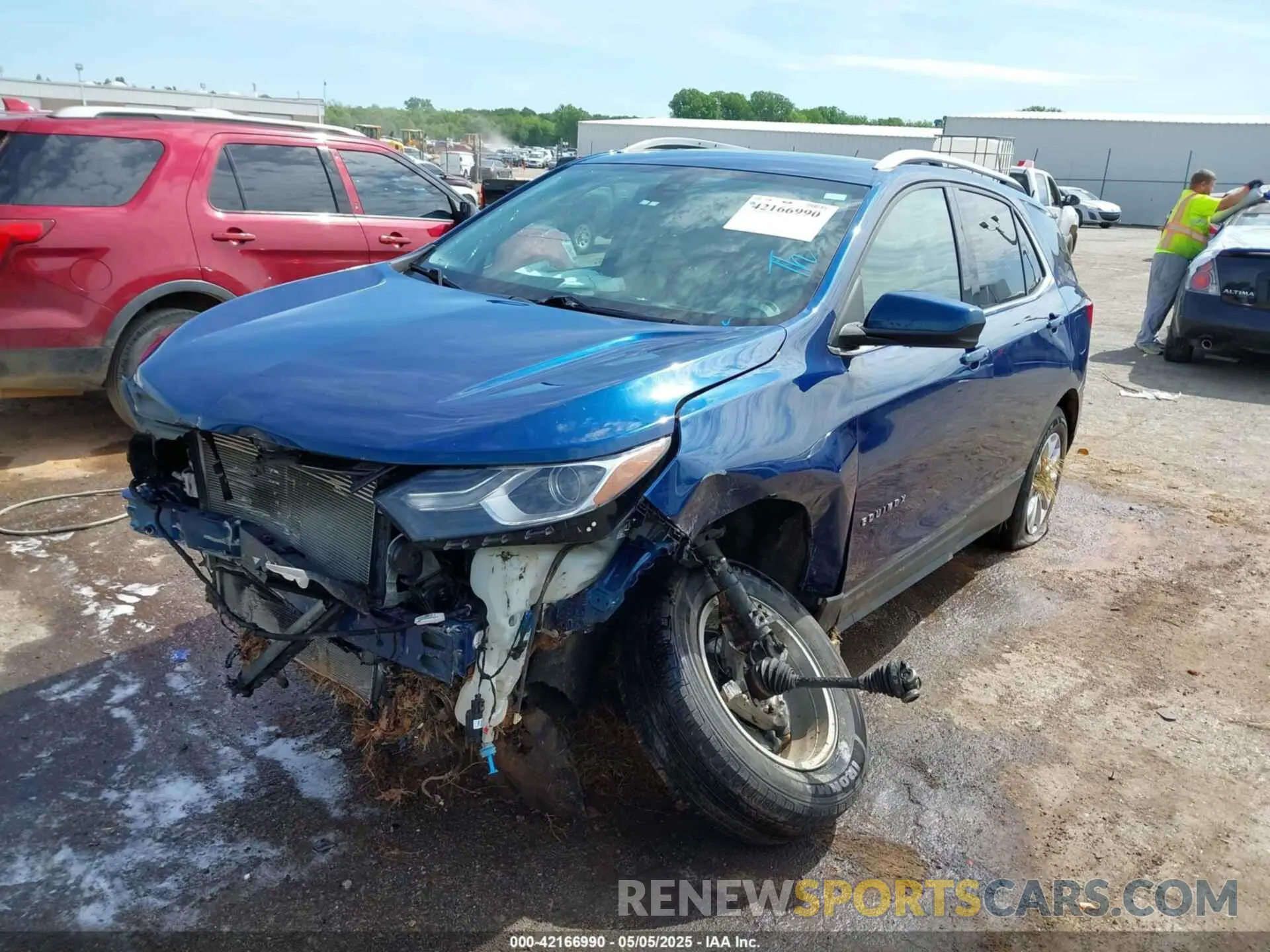 2 Photograph of a damaged car 3GNAXUEV5LL272571 CHEVROLET EQUINOX 2020