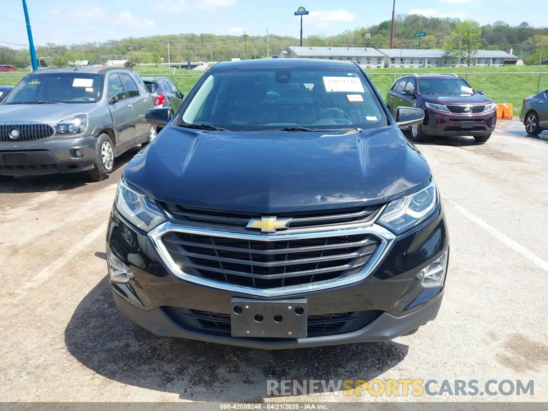 11 Photograph of a damaged car 3GNAXUEV5LL337158 CHEVROLET EQUINOX 2020