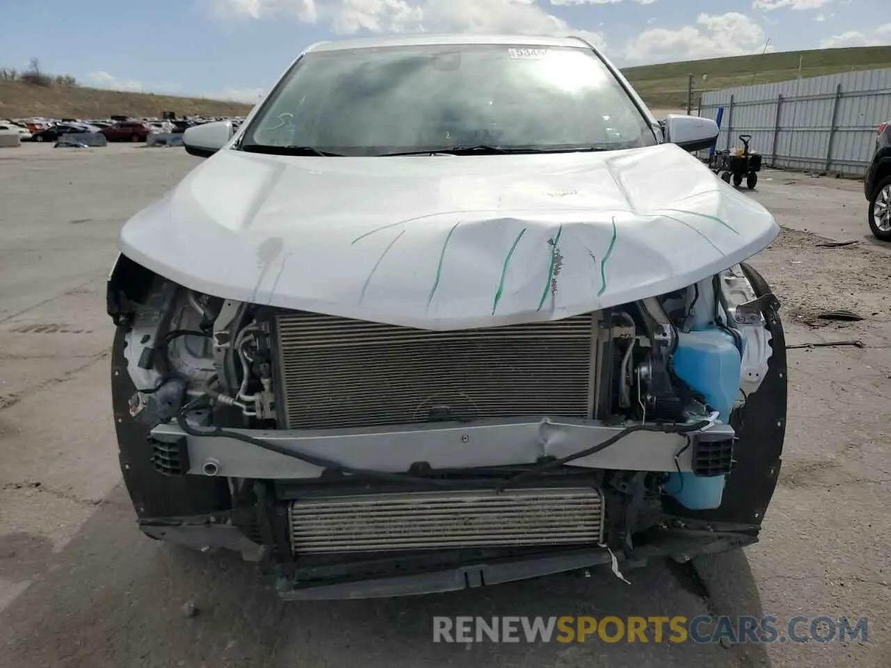 5 Photograph of a damaged car 3GNAXUEV5LS575078 CHEVROLET EQUINOX 2020