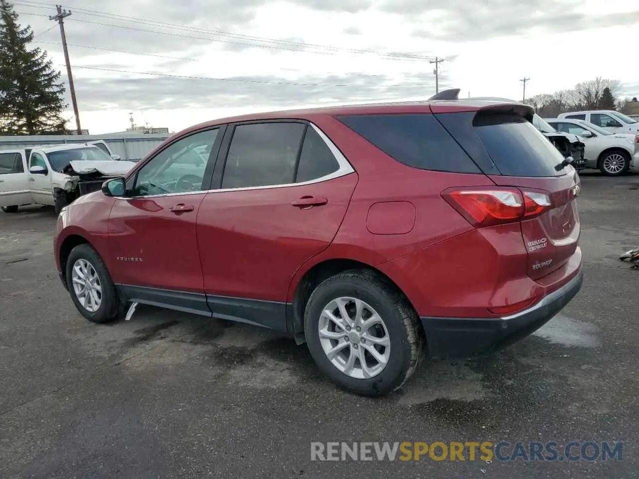 2 Photograph of a damaged car 3GNAXUEV5LS613666 CHEVROLET EQUINOX 2020