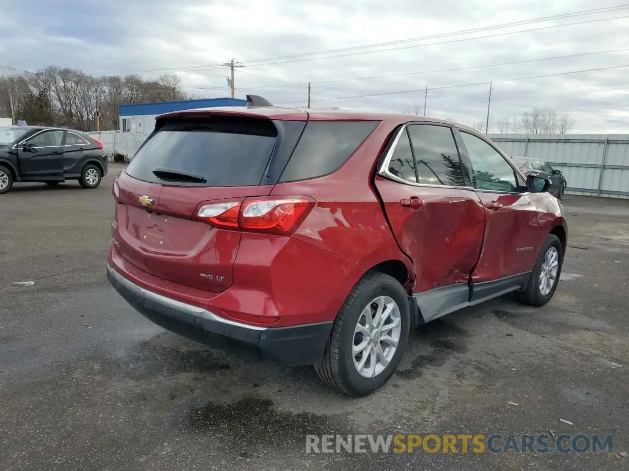 3 Photograph of a damaged car 3GNAXUEV5LS613666 CHEVROLET EQUINOX 2020