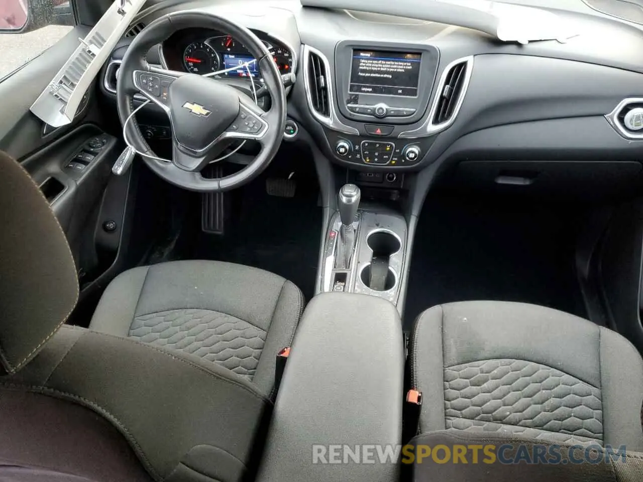 8 Photograph of a damaged car 3GNAXUEV5LS613666 CHEVROLET EQUINOX 2020