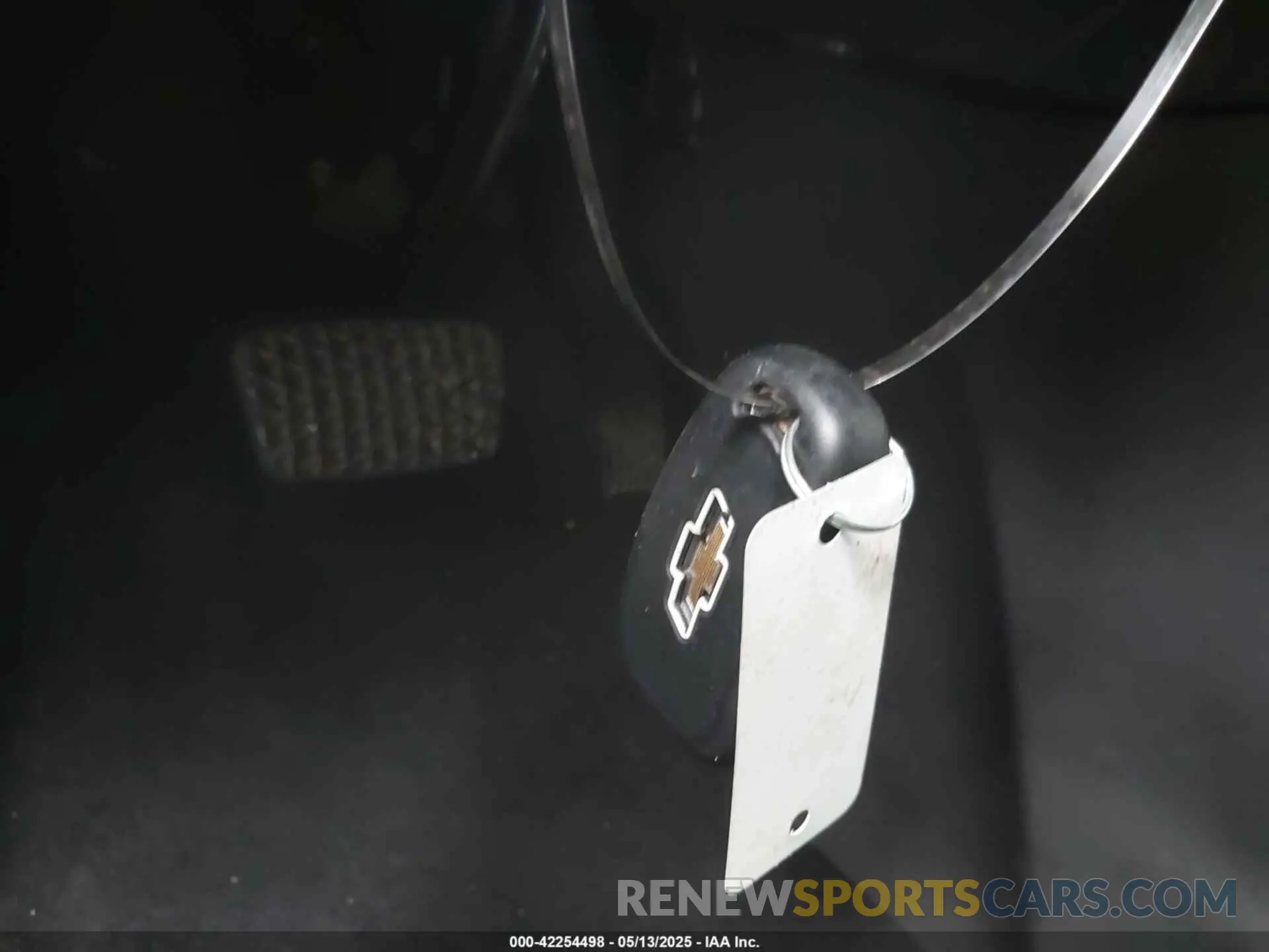 11 Photograph of a damaged car 3GNAXUEV5LS680204 CHEVROLET EQUINOX 2020
