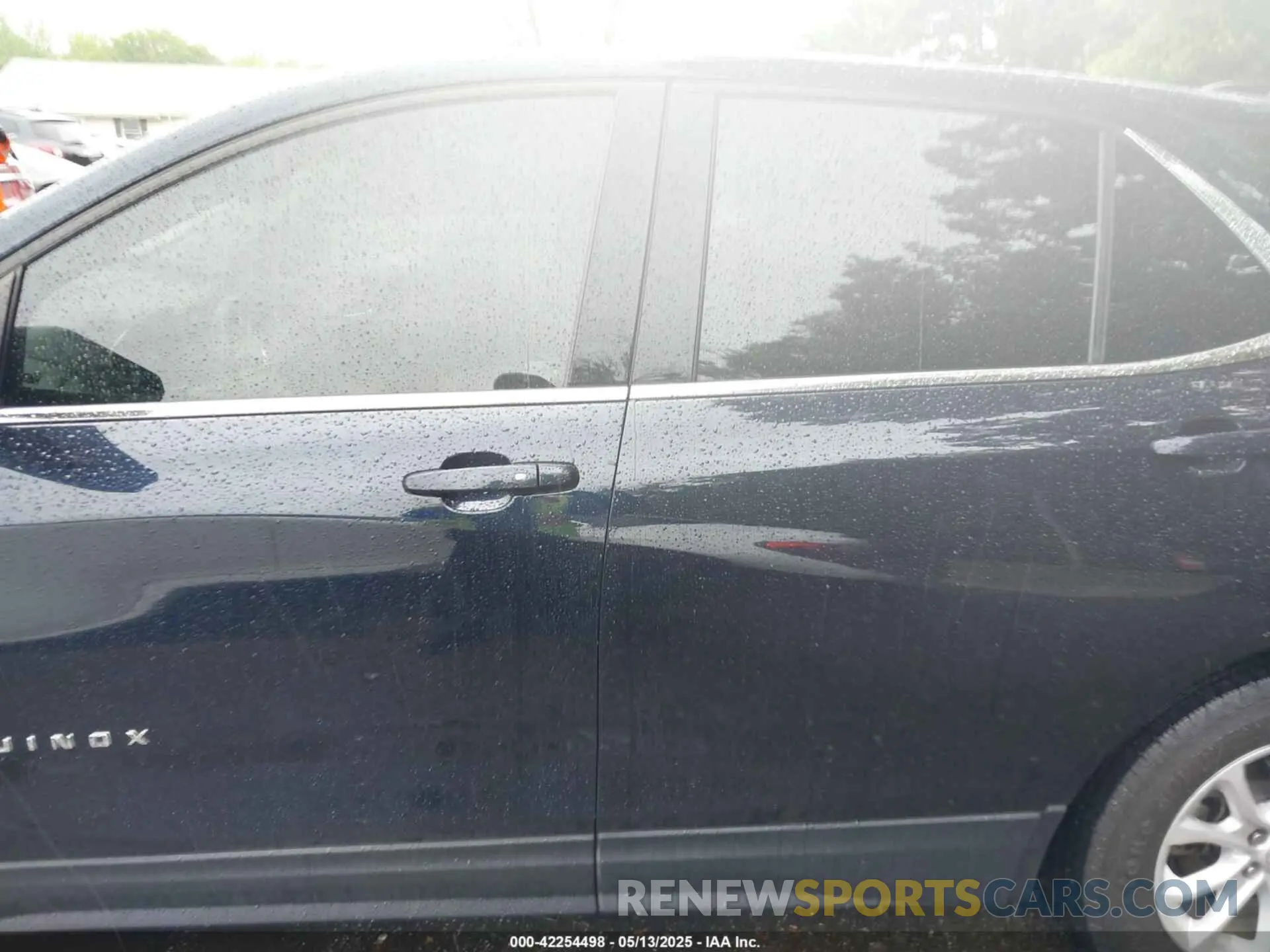 14 Photograph of a damaged car 3GNAXUEV5LS680204 CHEVROLET EQUINOX 2020