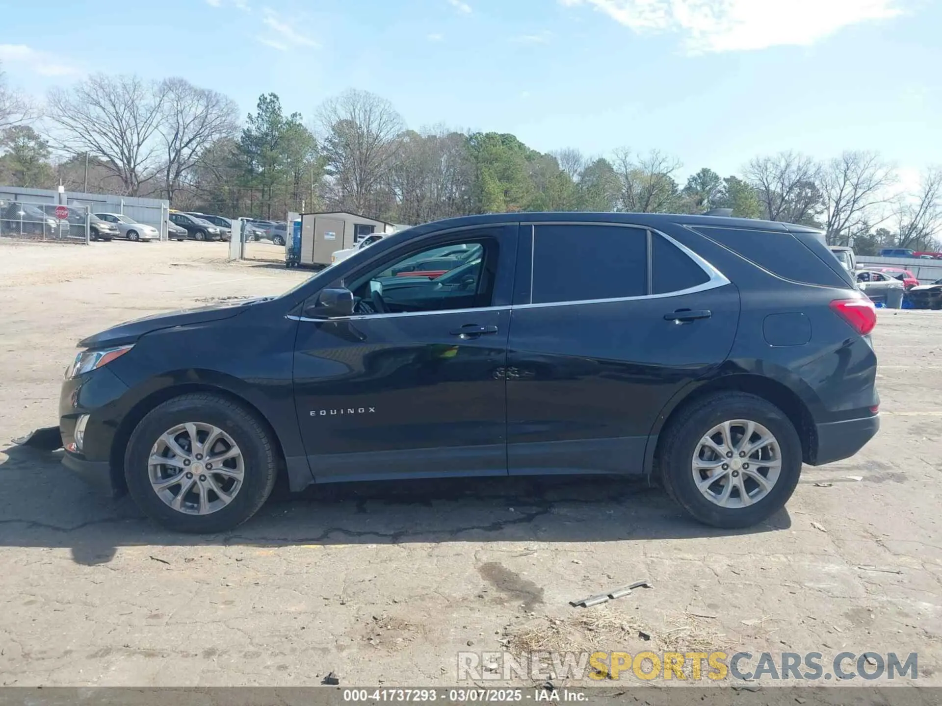 14 Photograph of a damaged car 3GNAXUEV6LL203937 CHEVROLET EQUINOX 2020