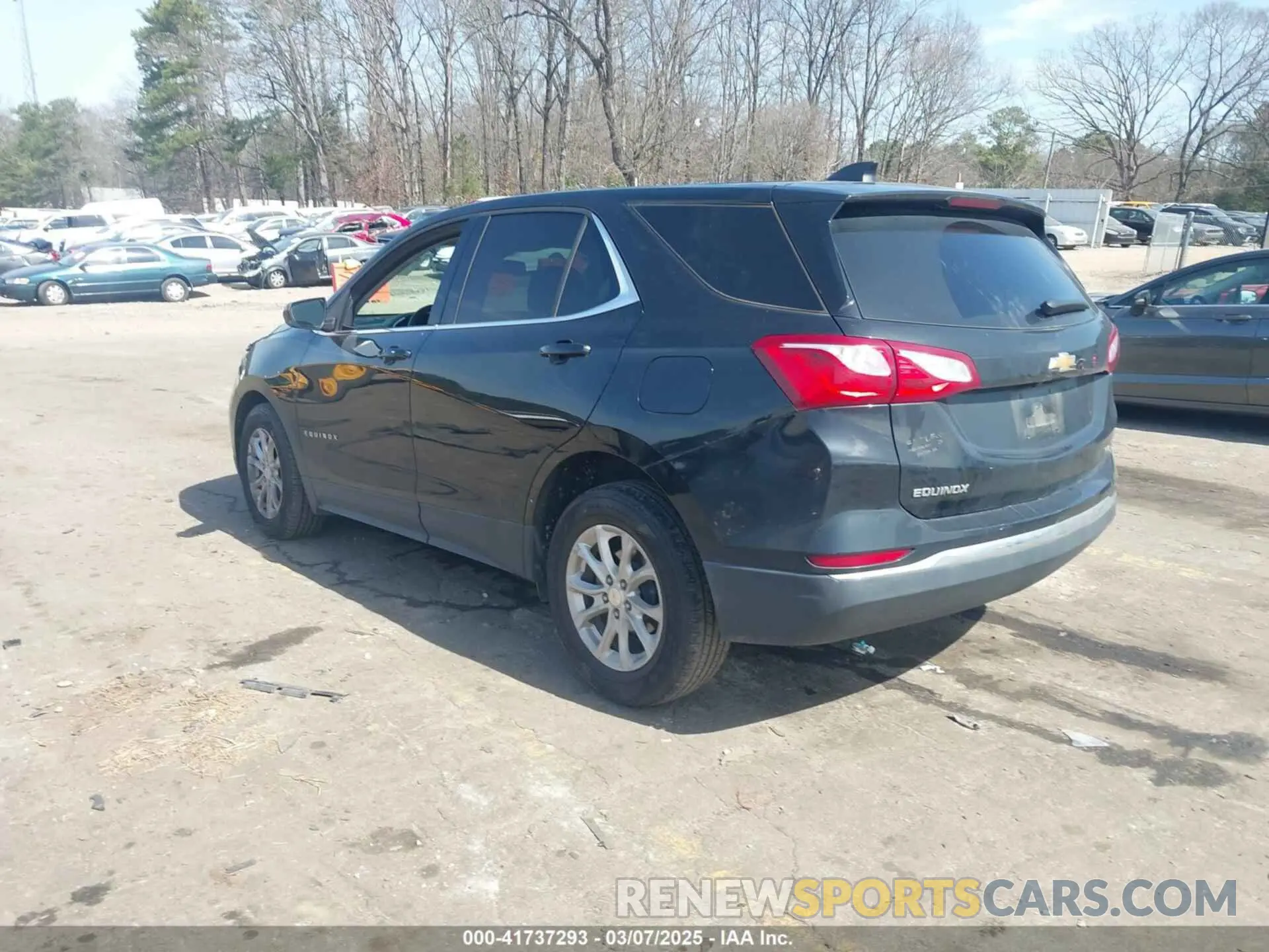 3 Photograph of a damaged car 3GNAXUEV6LL203937 CHEVROLET EQUINOX 2020