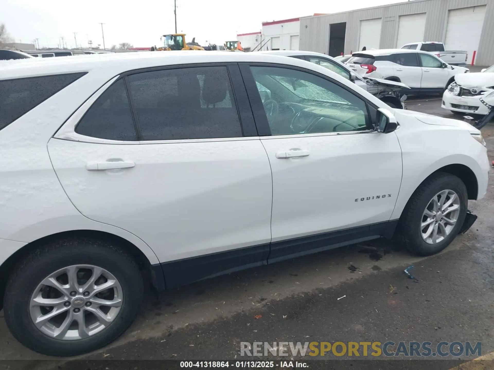 13 Photograph of a damaged car 3GNAXUEV6LS507906 CHEVROLET EQUINOX 2020