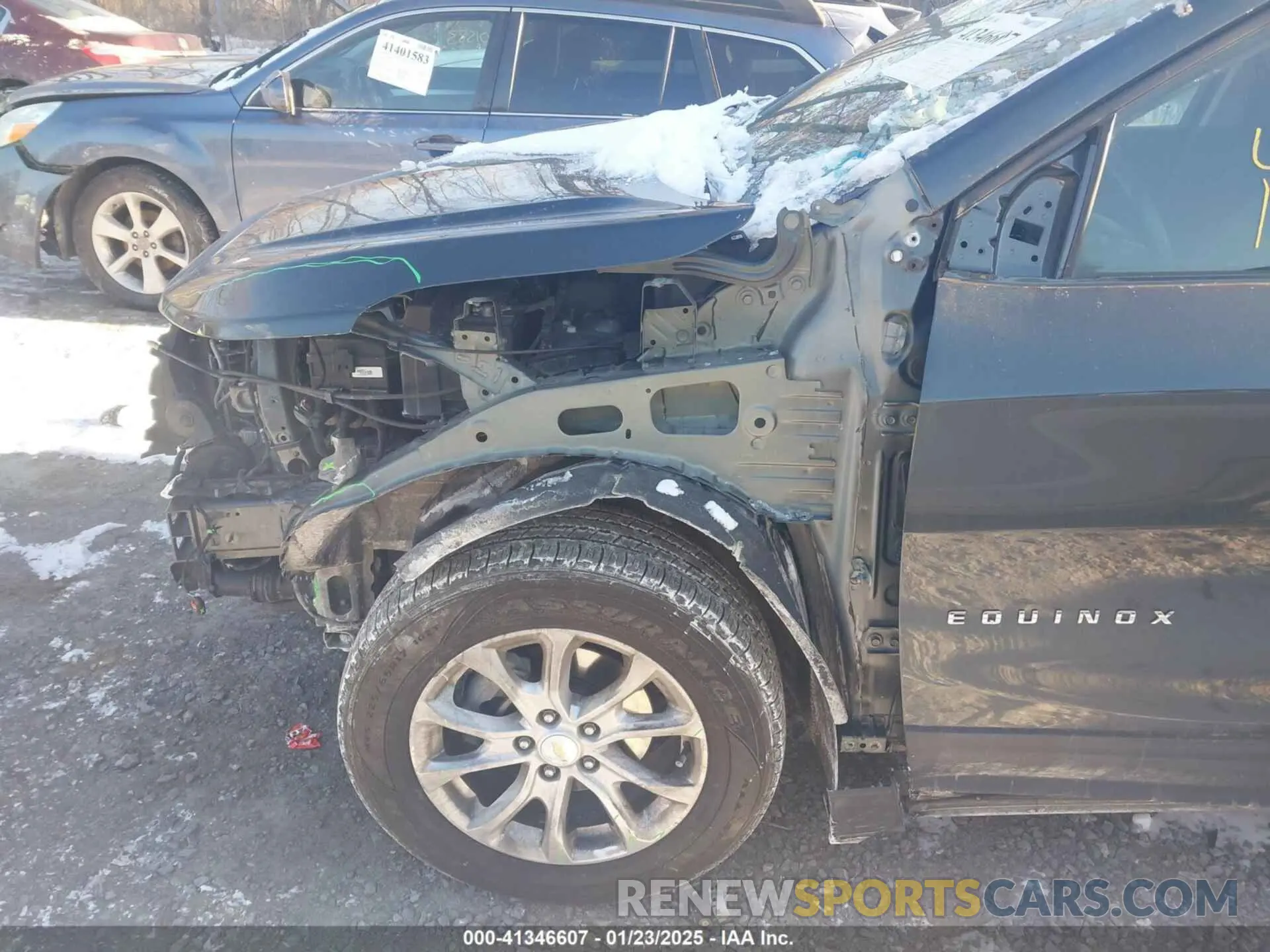 17 Photograph of a damaged car 3GNAXUEV6LS508635 CHEVROLET EQUINOX 2020