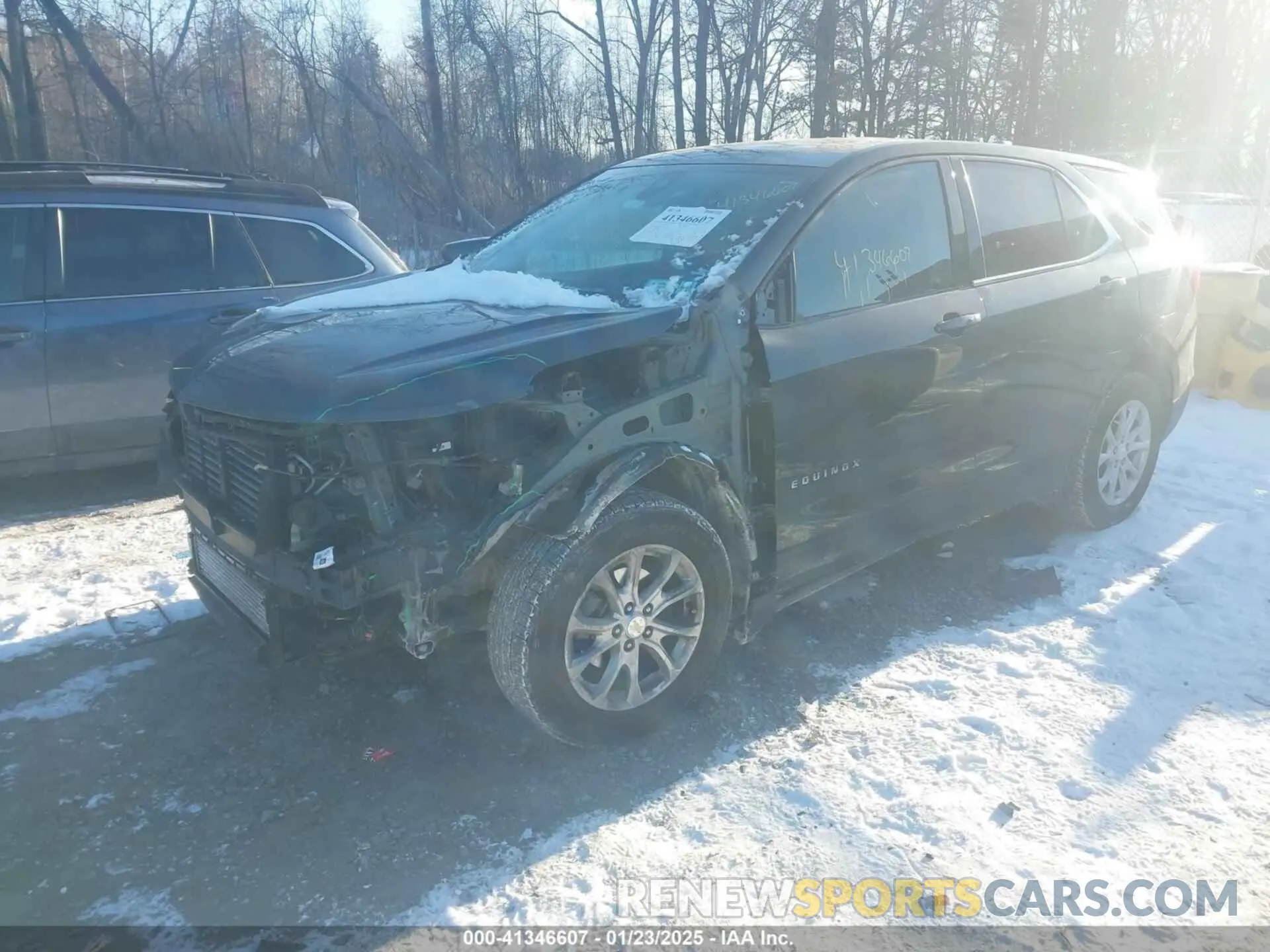 2 Photograph of a damaged car 3GNAXUEV6LS508635 CHEVROLET EQUINOX 2020