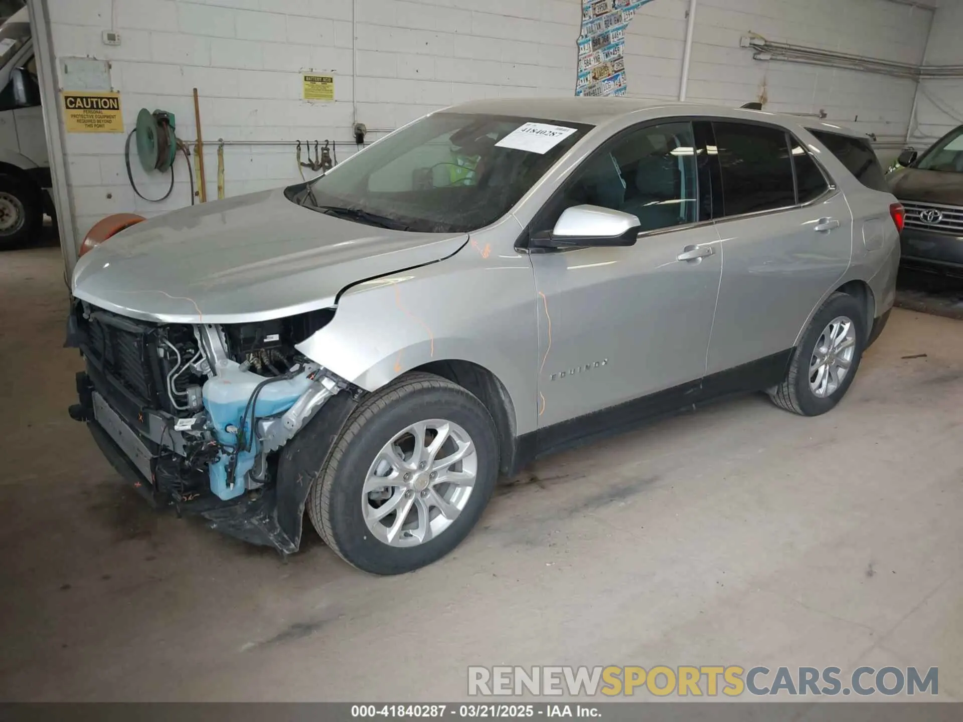 2 Photograph of a damaged car 3GNAXUEV6LS514791 CHEVROLET EQUINOX 2020
