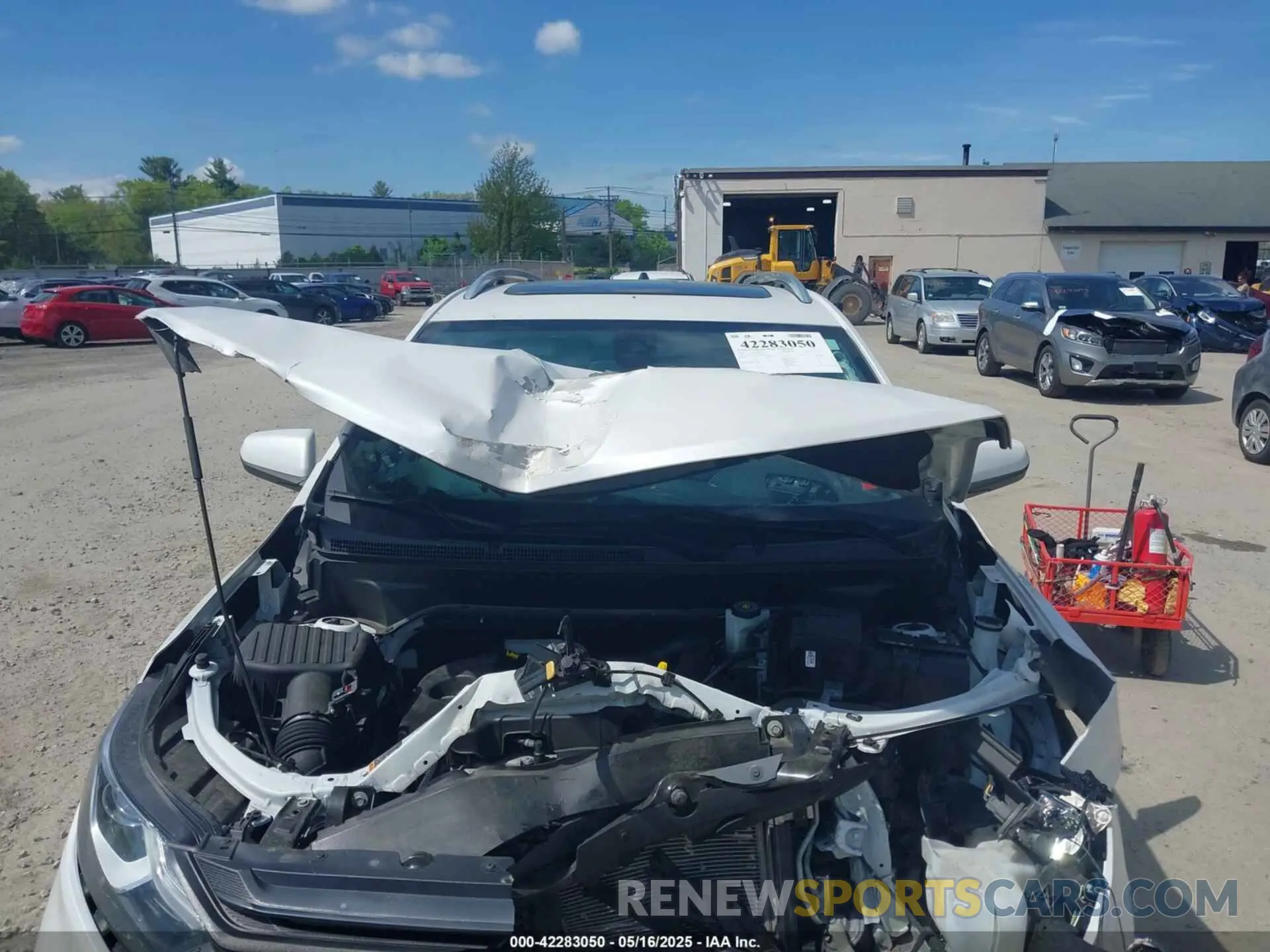 10 Photograph of a damaged car 3GNAXUEV6LS516802 CHEVROLET EQUINOX 2020