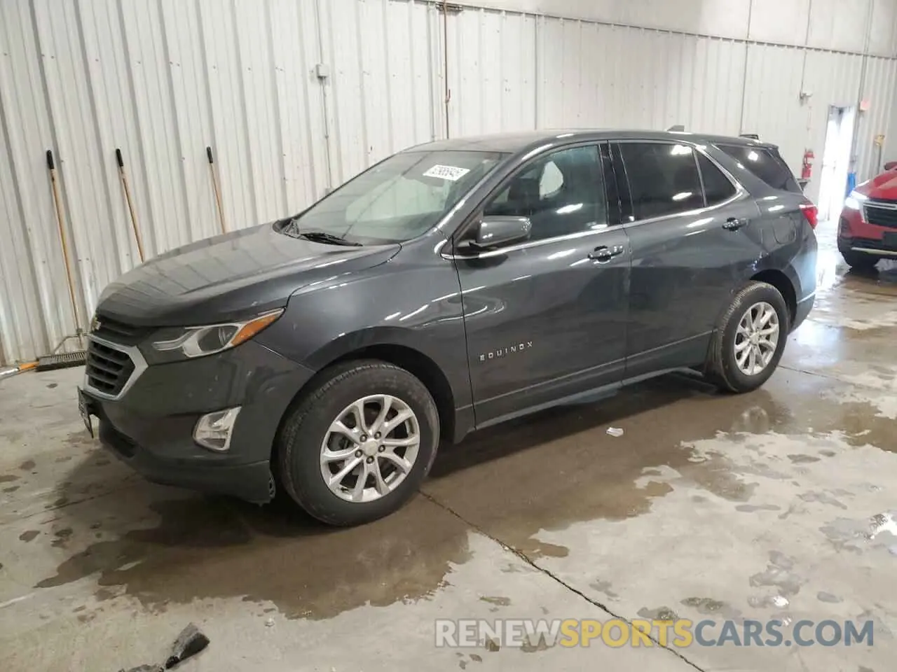 1 Photograph of a damaged car 3GNAXUEV7LL257652 CHEVROLET EQUINOX 2020