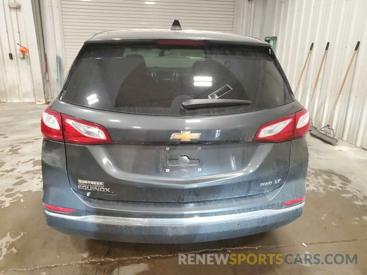 6 Photograph of a damaged car 3GNAXUEV7LL257652 CHEVROLET EQUINOX 2020