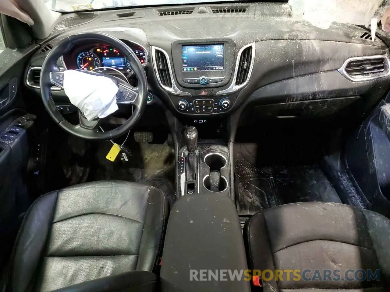 8 Photograph of a damaged car 3GNAXUEV7LL316604 CHEVROLET EQUINOX 2020
