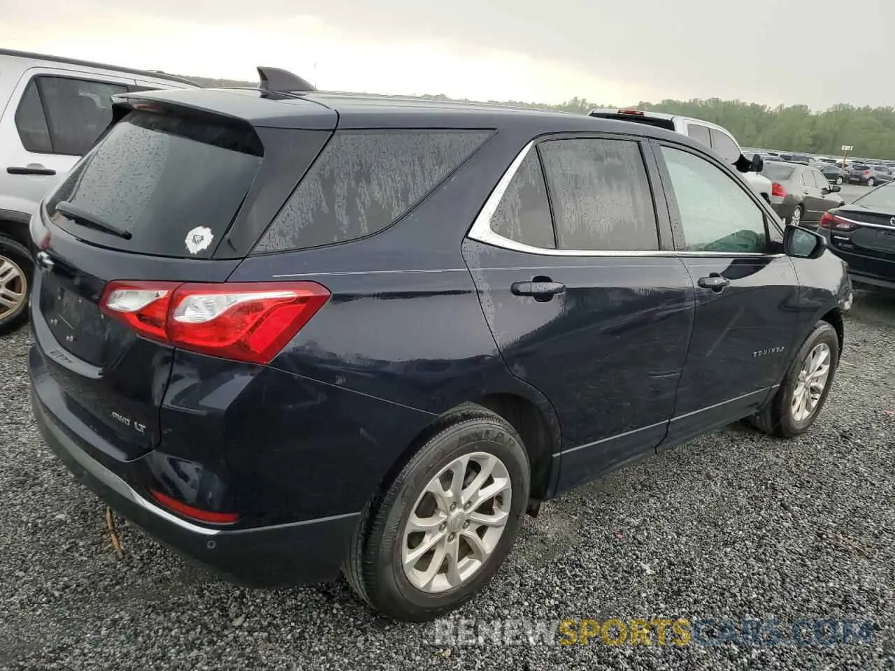 3 Photograph of a damaged car 3GNAXUEV7LS504917 CHEVROLET EQUINOX 2020