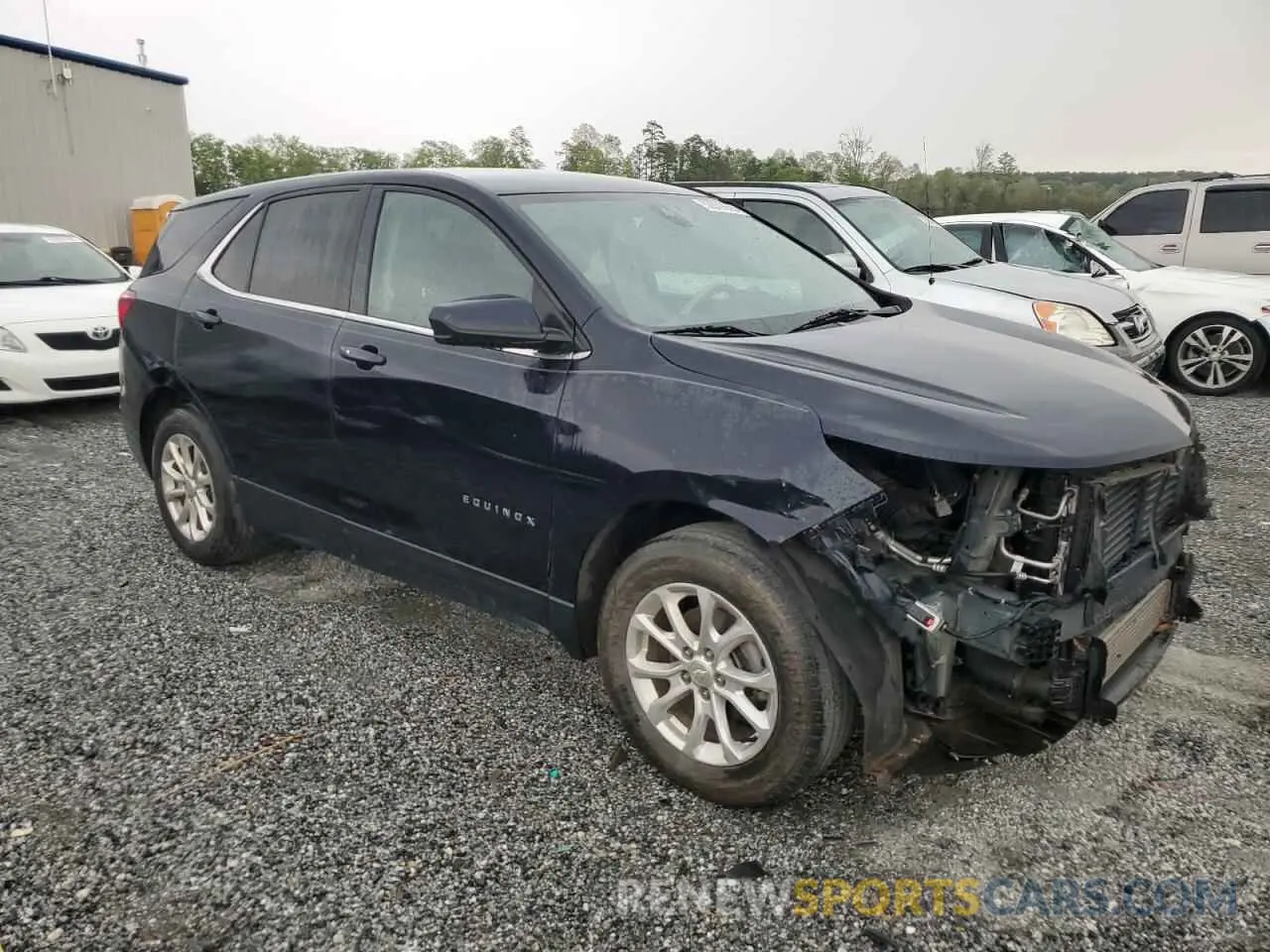 4 Photograph of a damaged car 3GNAXUEV7LS504917 CHEVROLET EQUINOX 2020