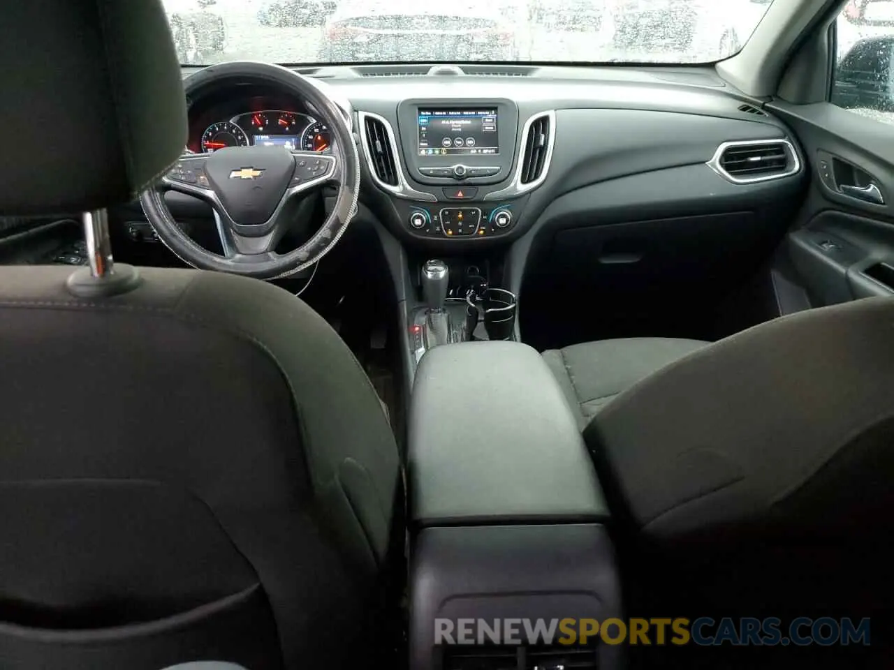 8 Photograph of a damaged car 3GNAXUEV7LS504917 CHEVROLET EQUINOX 2020