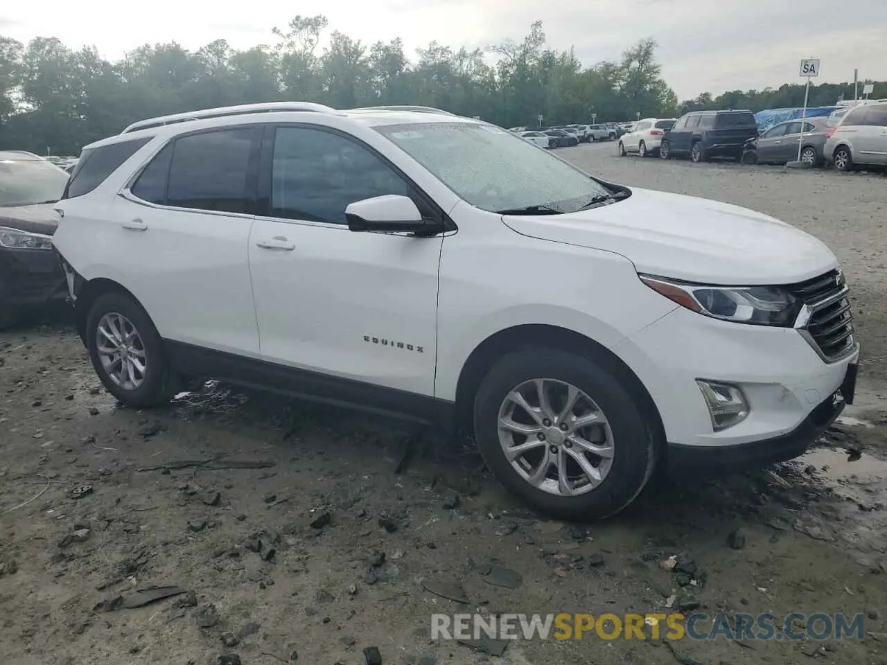 4 Photograph of a damaged car 3GNAXUEV7LS562557 CHEVROLET EQUINOX 2020