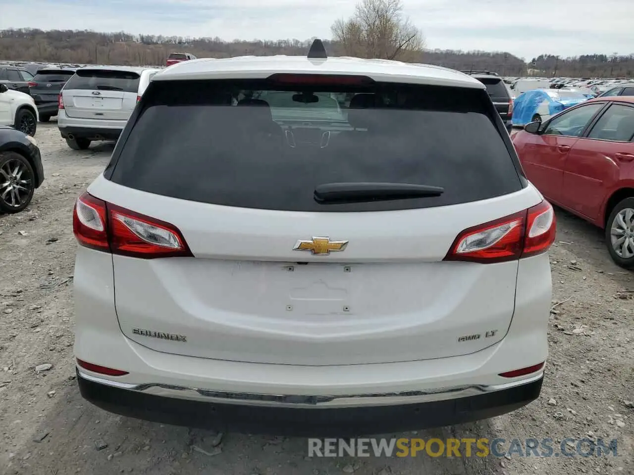 6 Photograph of a damaged car 3GNAXUEV8LL183187 CHEVROLET EQUINOX 2020