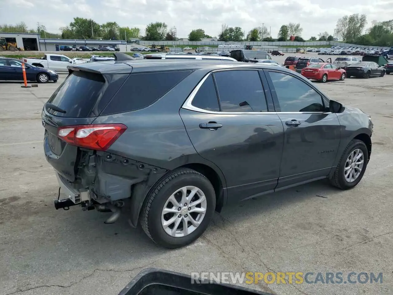 3 Photograph of a damaged car 3GNAXUEV8LL184422 CHEVROLET EQUINOX 2020