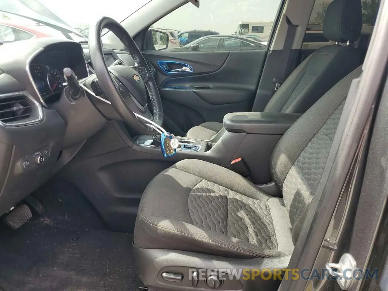 7 Photograph of a damaged car 3GNAXUEV8LL184422 CHEVROLET EQUINOX 2020