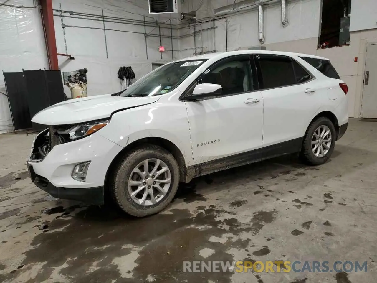 1 Photograph of a damaged car 3GNAXUEV8LS695070 CHEVROLET EQUINOX 2020