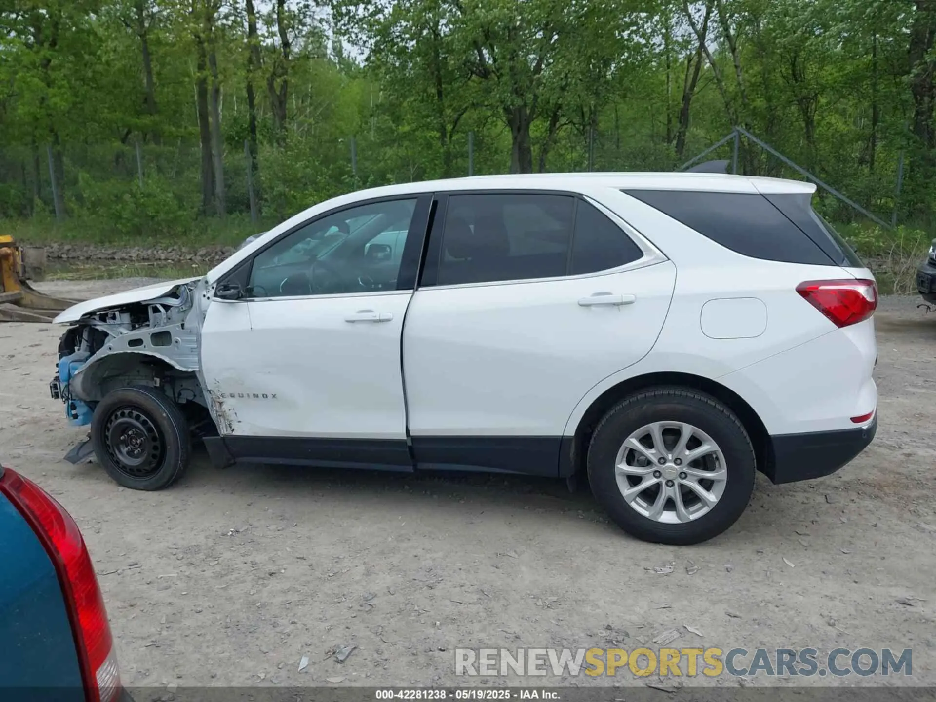 15 Photograph of a damaged car 3GNAXUEV8LS738001 CHEVROLET EQUINOX 2020