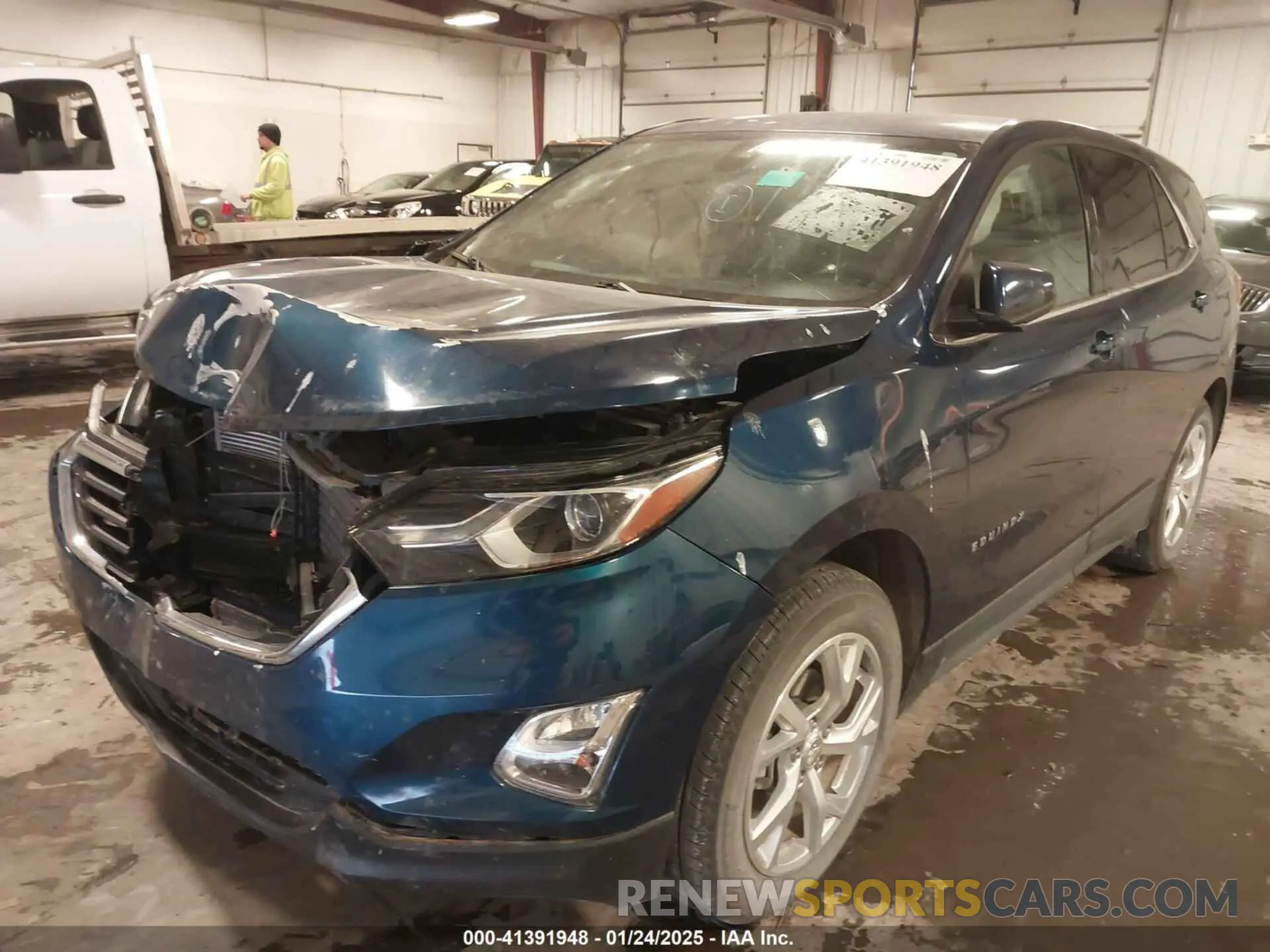 2 Photograph of a damaged car 3GNAXUEV9LL319519 CHEVROLET EQUINOX 2020