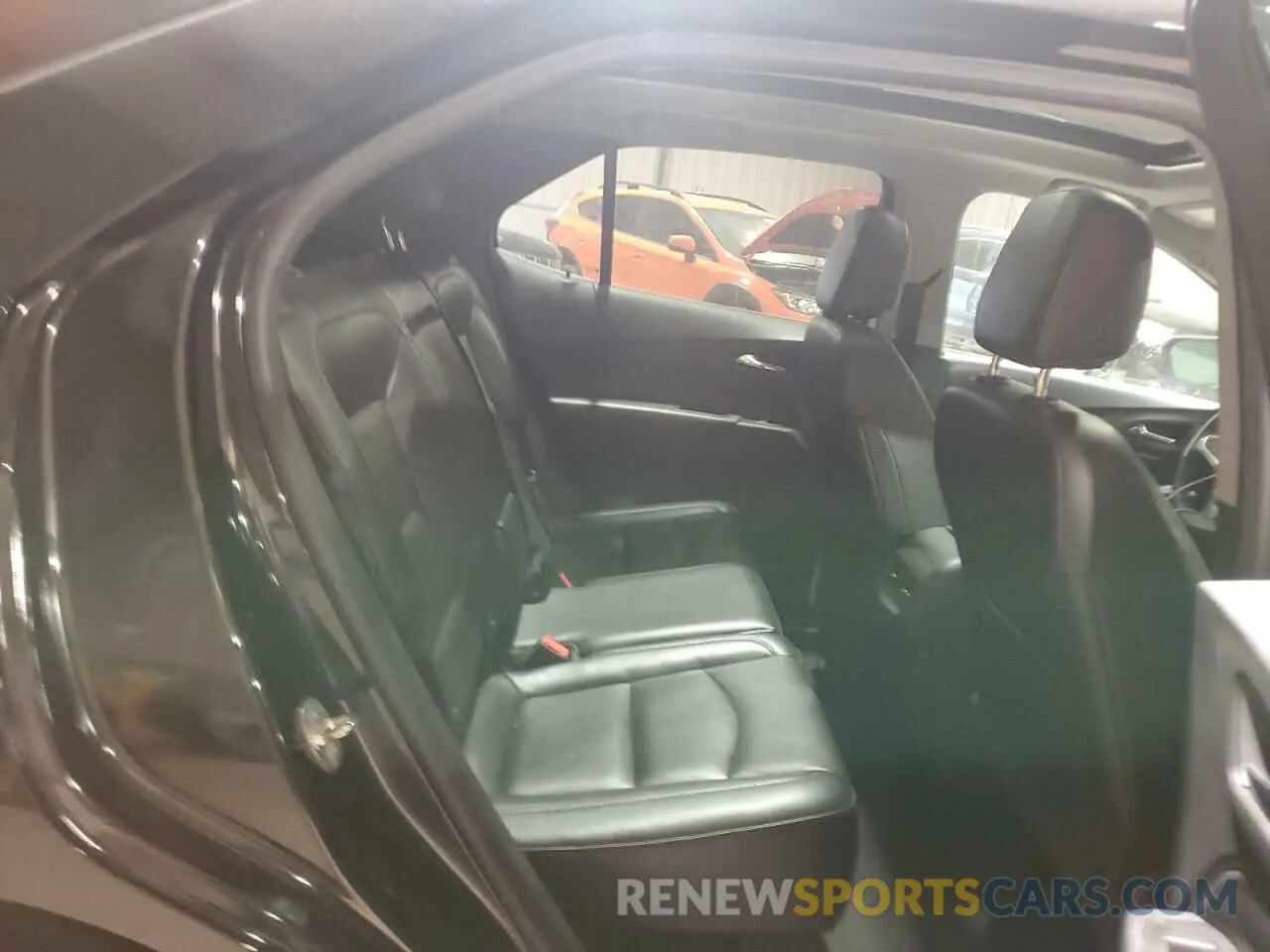 11 Photograph of a damaged car 3GNAXUEV9LL341570 CHEVROLET EQUINOX 2020