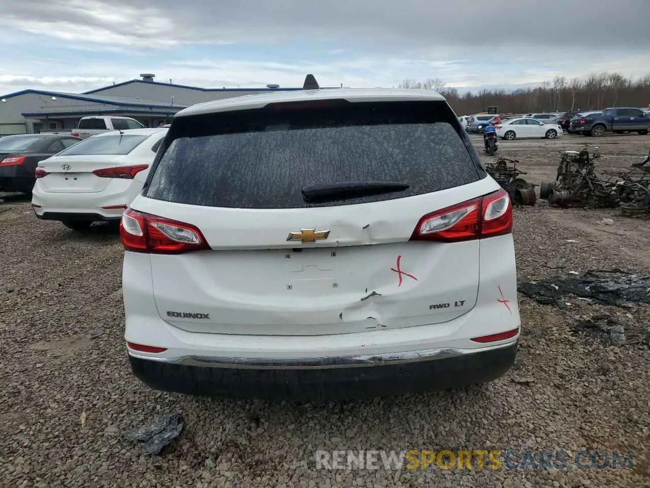 6 Photograph of a damaged car 3GNAXUEV9LS689598 CHEVROLET EQUINOX 2020