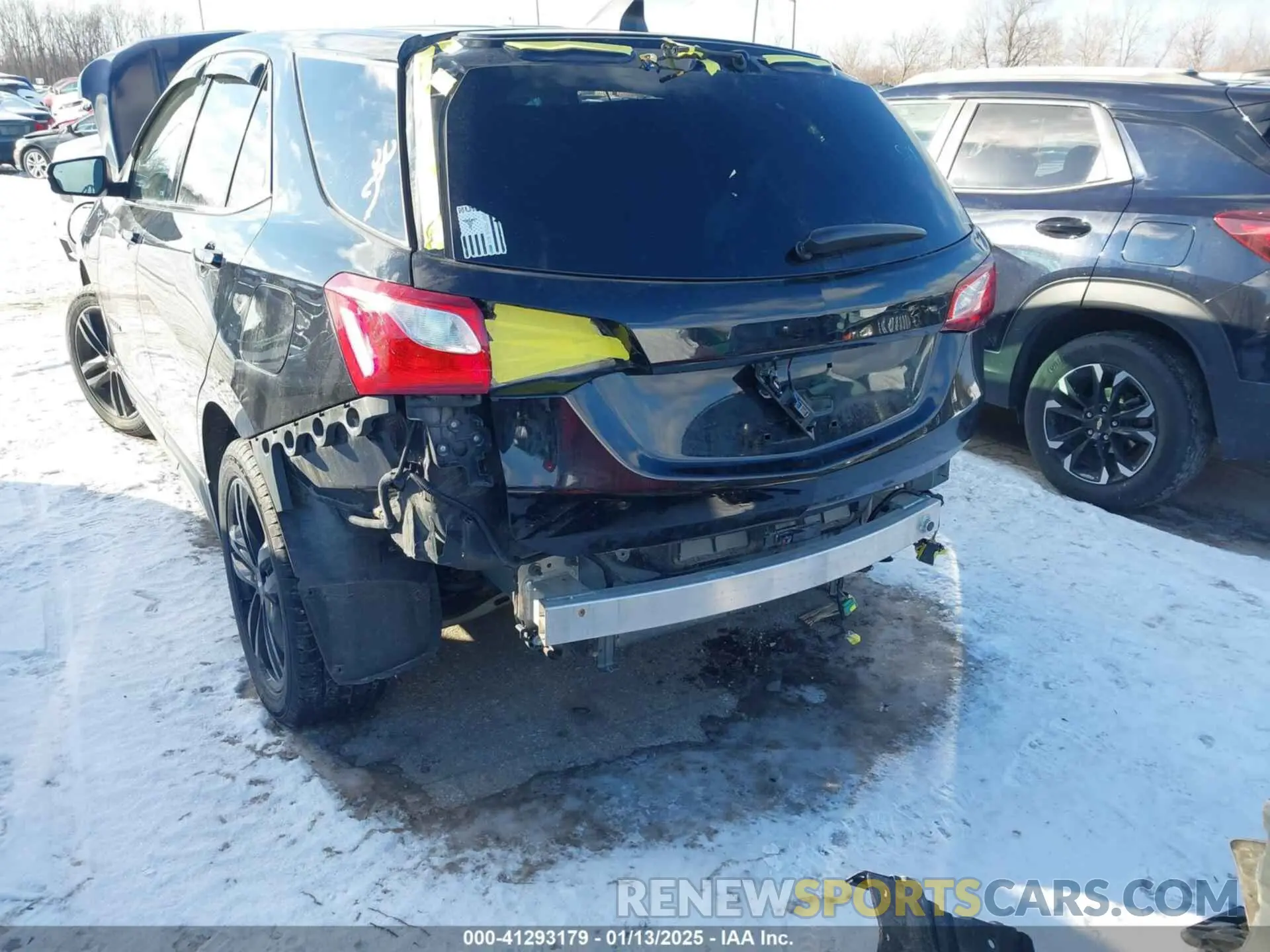 6 Photograph of a damaged car 3GNAXUEVXLL255927 CHEVROLET EQUINOX 2020