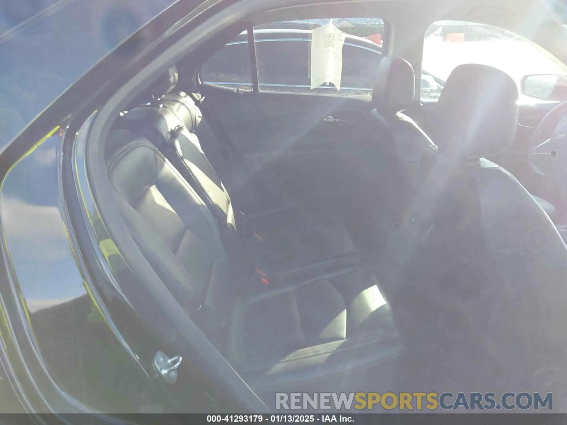 8 Photograph of a damaged car 3GNAXUEVXLL255927 CHEVROLET EQUINOX 2020