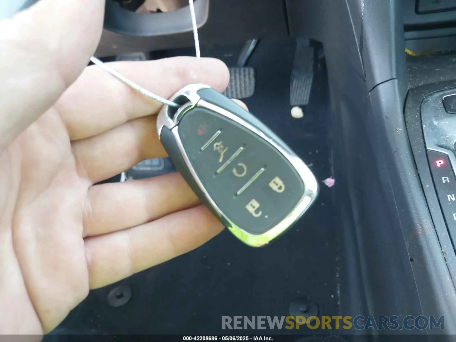 11 Photograph of a damaged car 3GNAXUEVXLL267186 CHEVROLET EQUINOX 2020