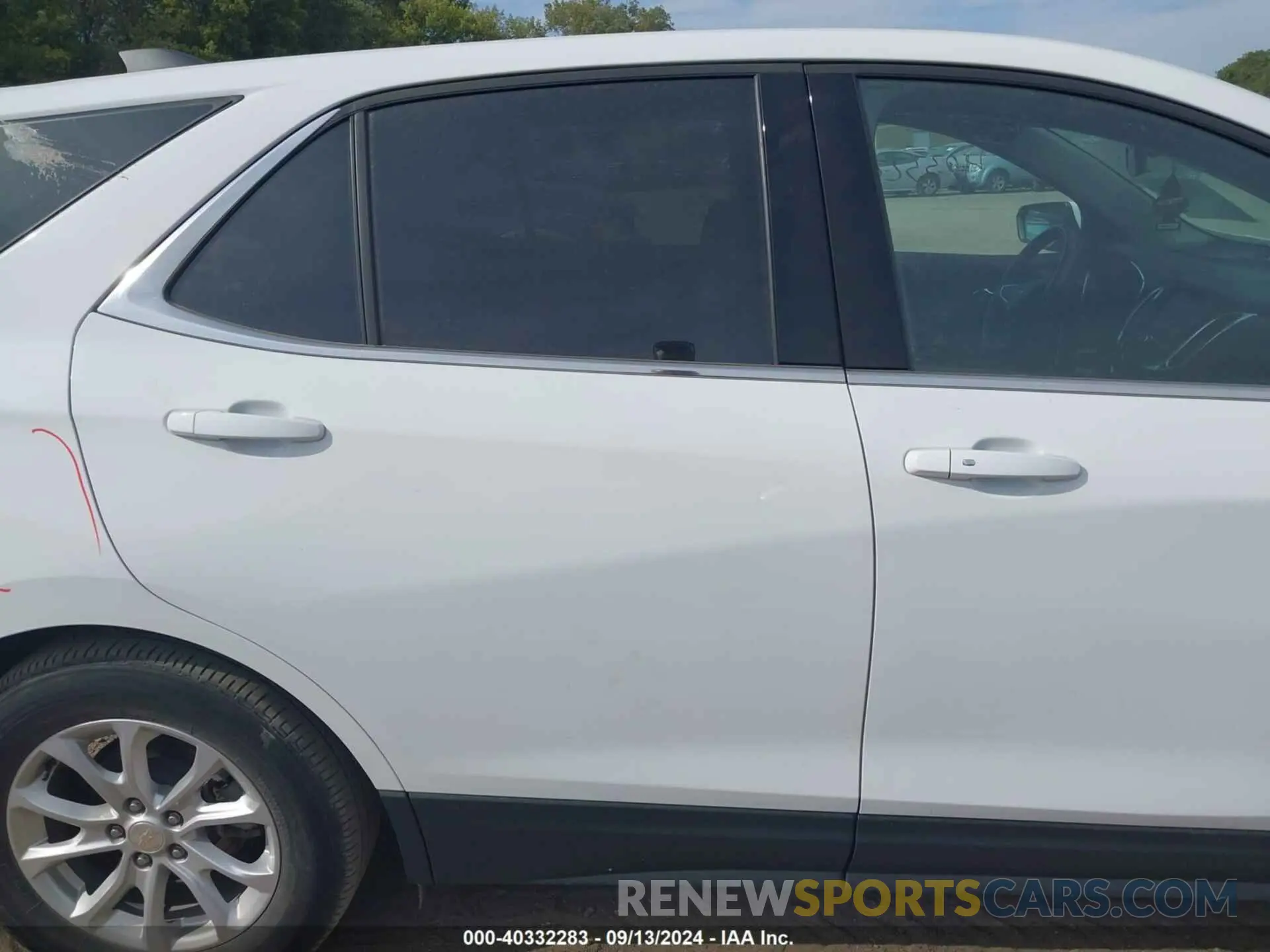 13 Photograph of a damaged car 3GNAXUEVXLL280262 CHEVROLET EQUINOX 2020
