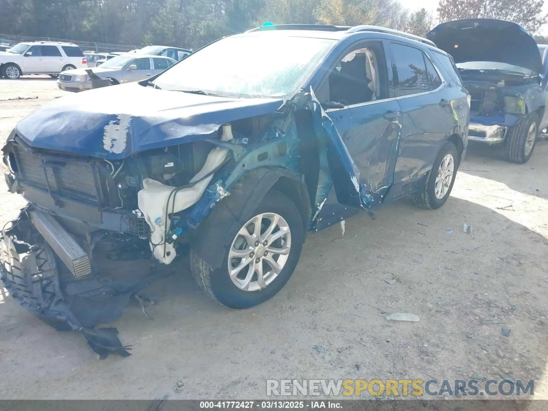 2 Photograph of a damaged car 3GNAXUEVXLL281010 CHEVROLET EQUINOX 2020