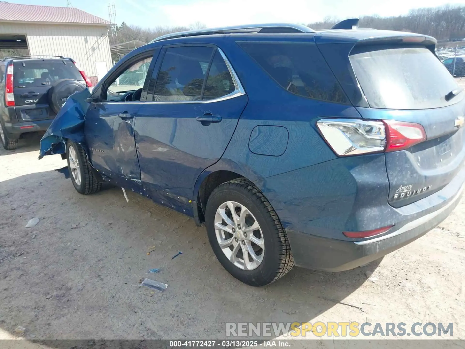 3 Photograph of a damaged car 3GNAXUEVXLL281010 CHEVROLET EQUINOX 2020