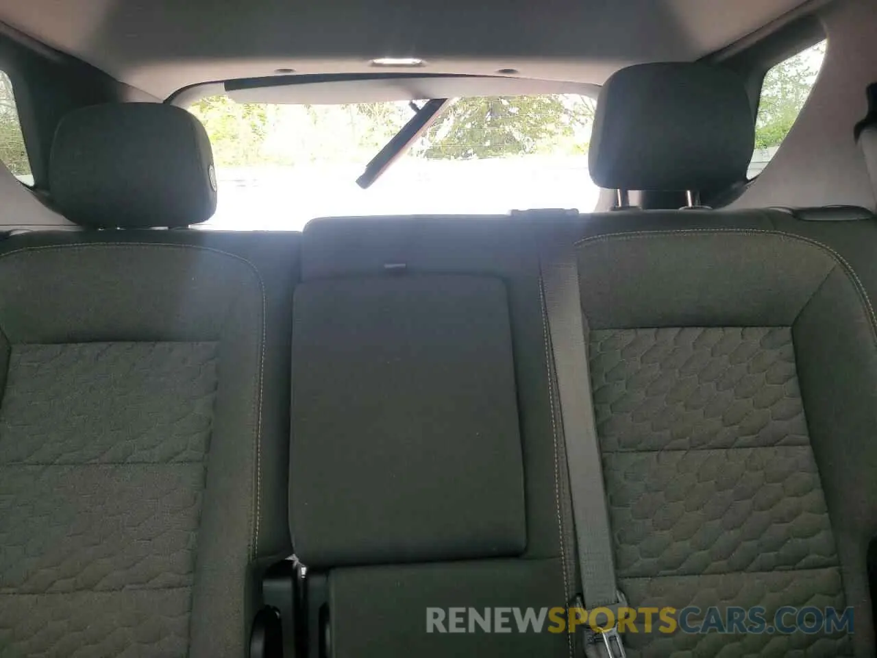 10 Photograph of a damaged car 3GNAXUEVXLS515992 CHEVROLET EQUINOX 2020