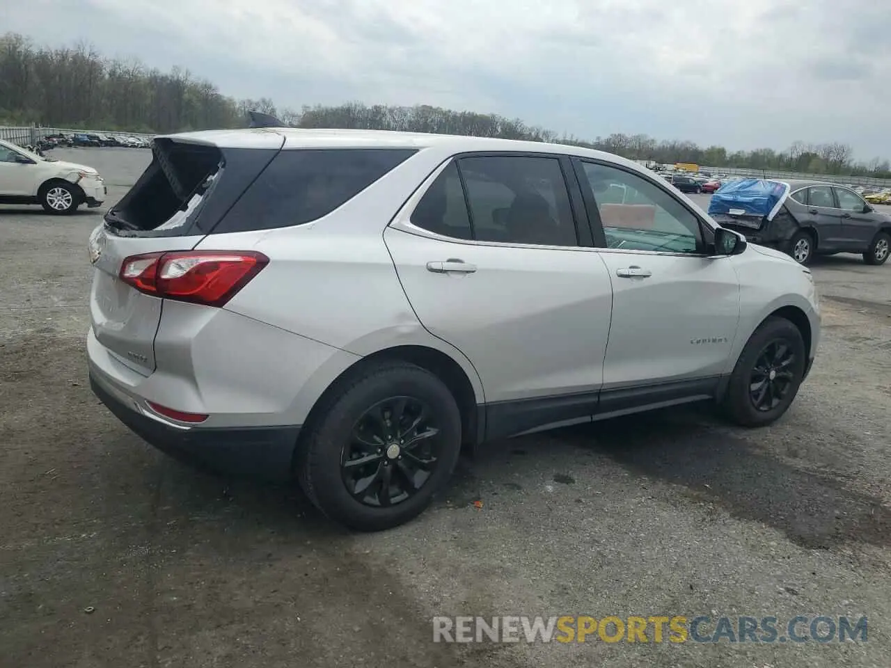 3 Photograph of a damaged car 3GNAXUEVXLS515992 CHEVROLET EQUINOX 2020
