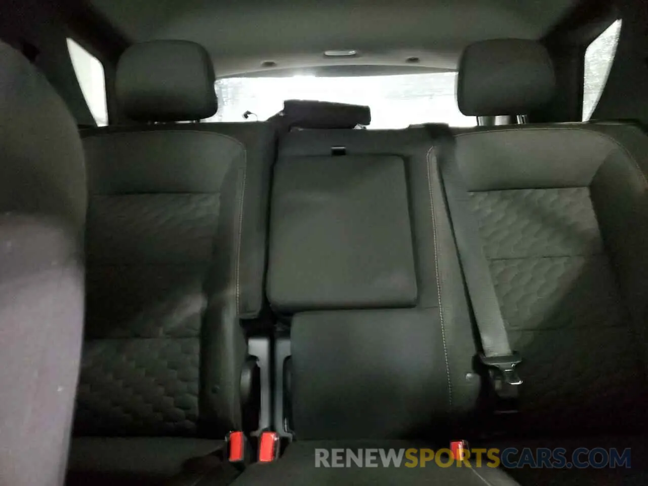 10 Photograph of a damaged car 3GNAXUEVXLS619740 CHEVROLET EQUINOX 2020
