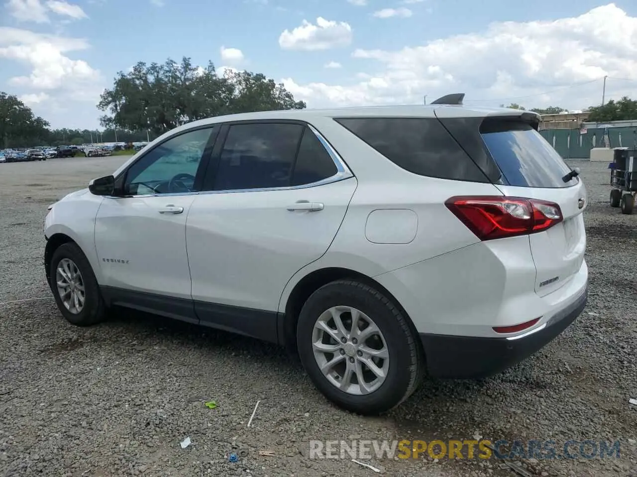 2 Photograph of a damaged car 3GNAXUEVXLS639907 CHEVROLET EQUINOX 2020