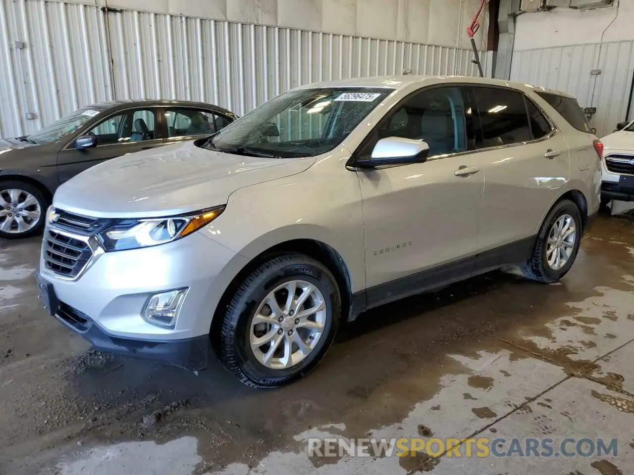 1 Photograph of a damaged car 3GNAXUEVXLS657372 CHEVROLET EQUINOX 2020