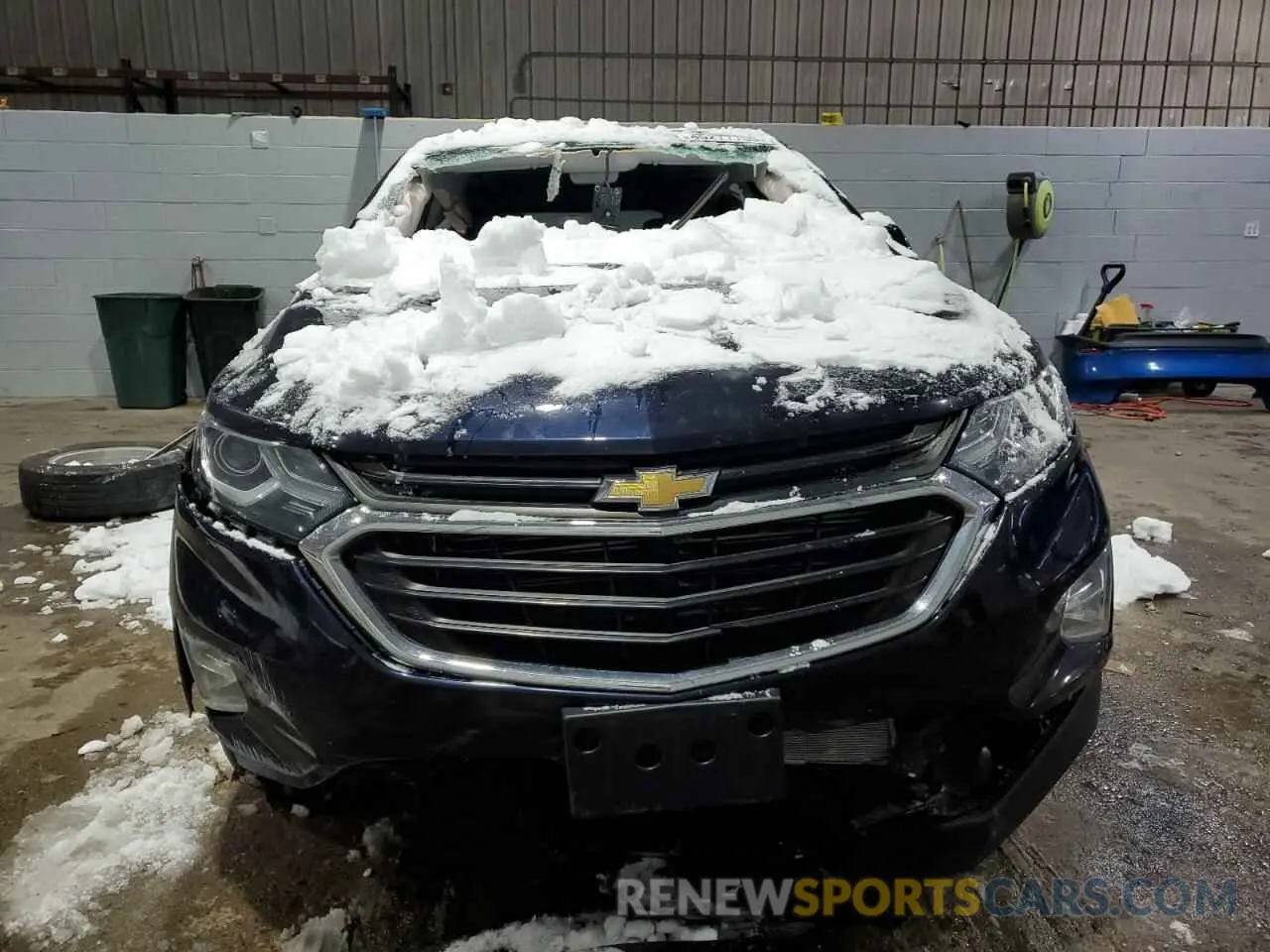 5 Photograph of a damaged car 3GNAXUEVXLS709633 CHEVROLET EQUINOX 2020