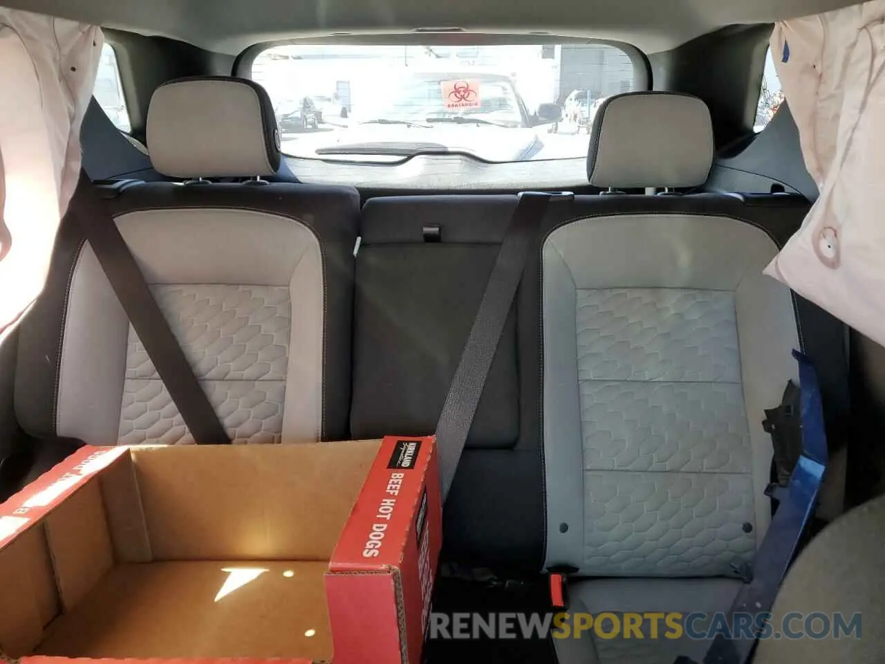 10 Photograph of a damaged car 3GNAXVEX1LL226159 CHEVROLET EQUINOX 2020