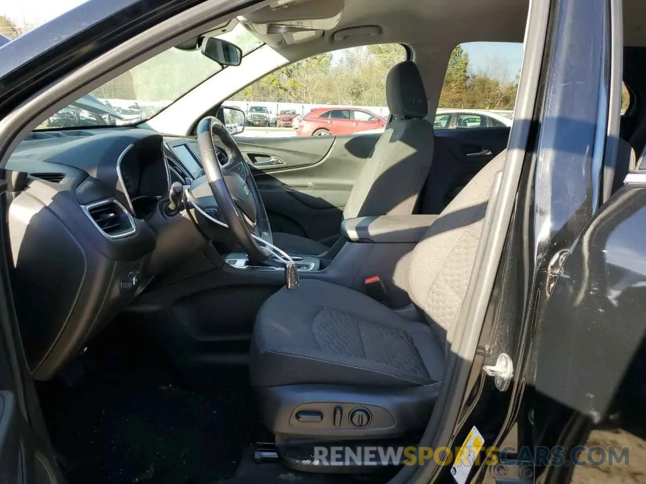7 Photograph of a damaged car 3GNAXVEX4LL263416 CHEVROLET EQUINOX 2020