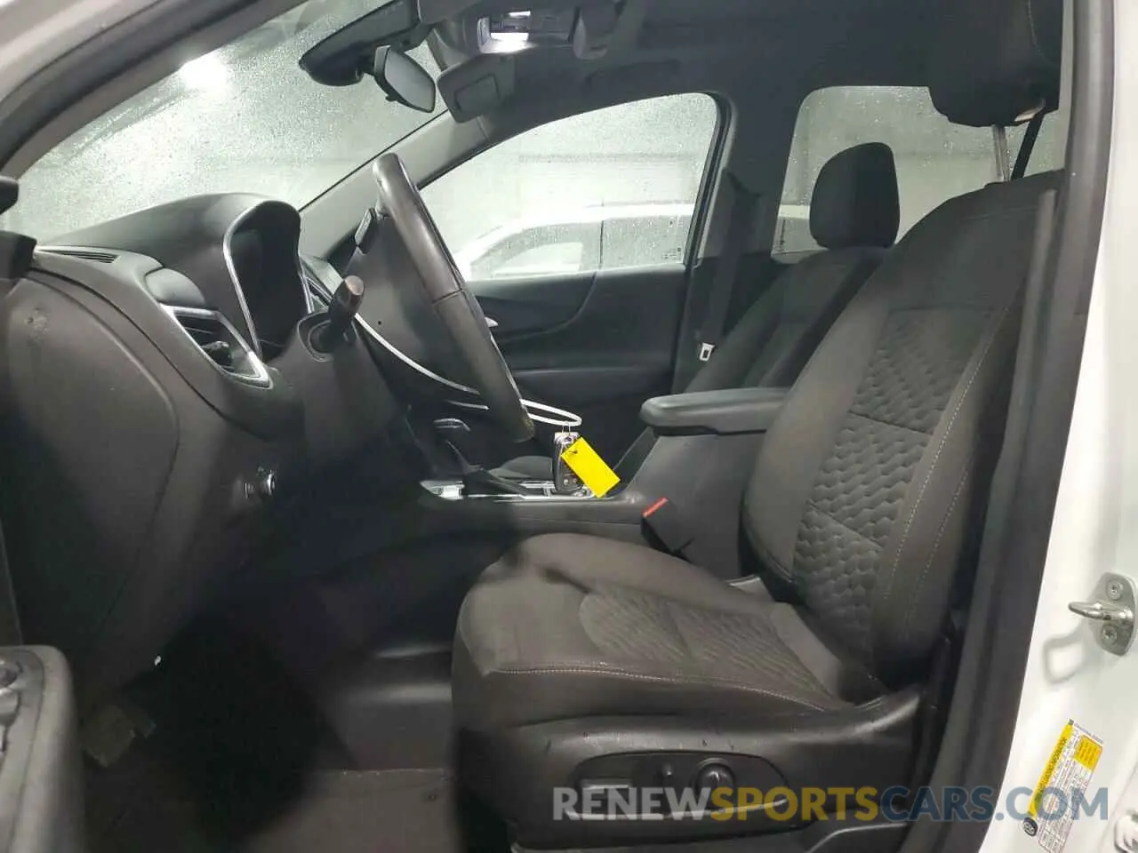 7 Photograph of a damaged car 3GNAXVEX4LS524209 CHEVROLET EQUINOX 2020