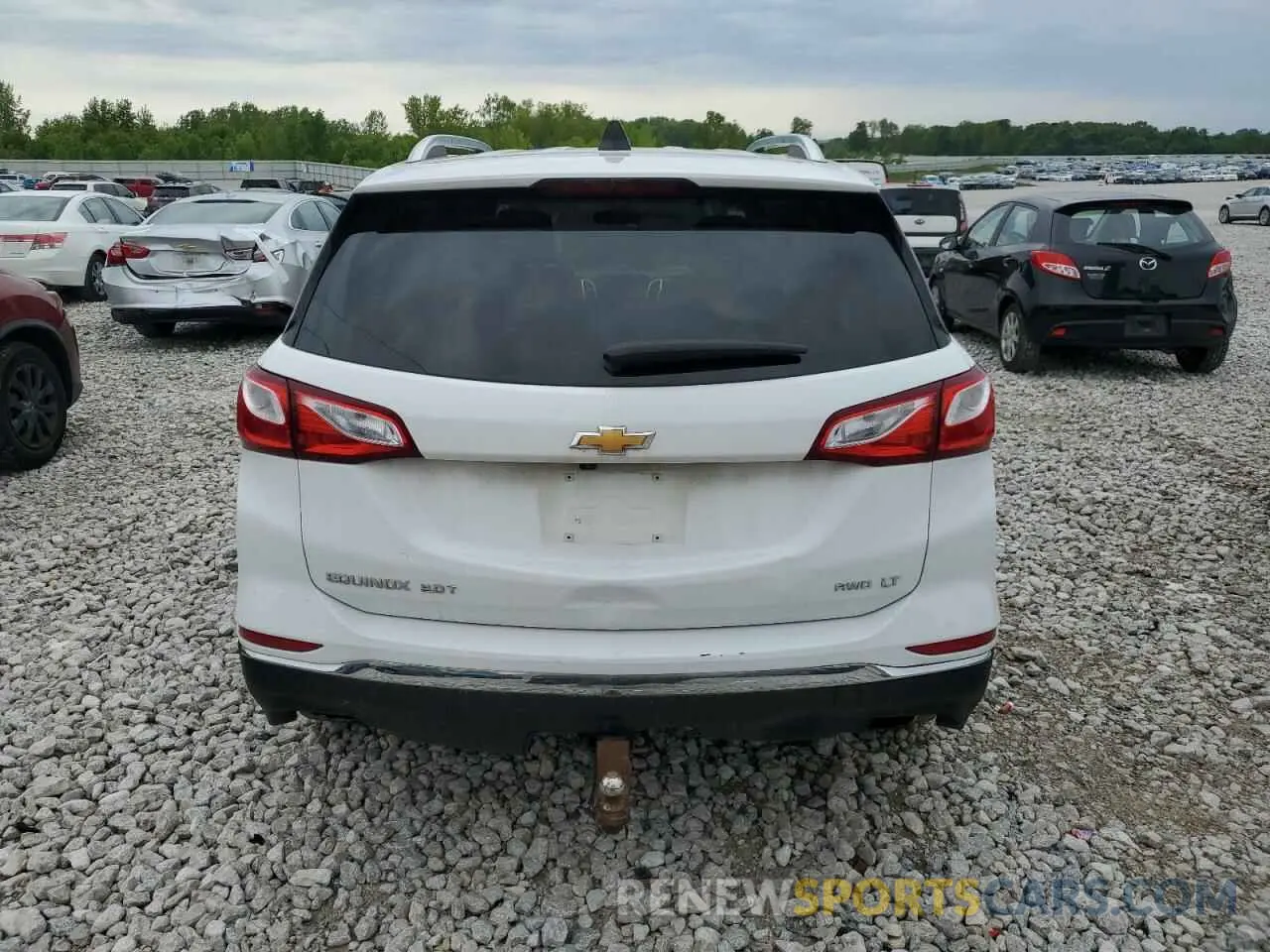 6 Photograph of a damaged car 3GNAXVEX6LS689128 CHEVROLET EQUINOX 2020