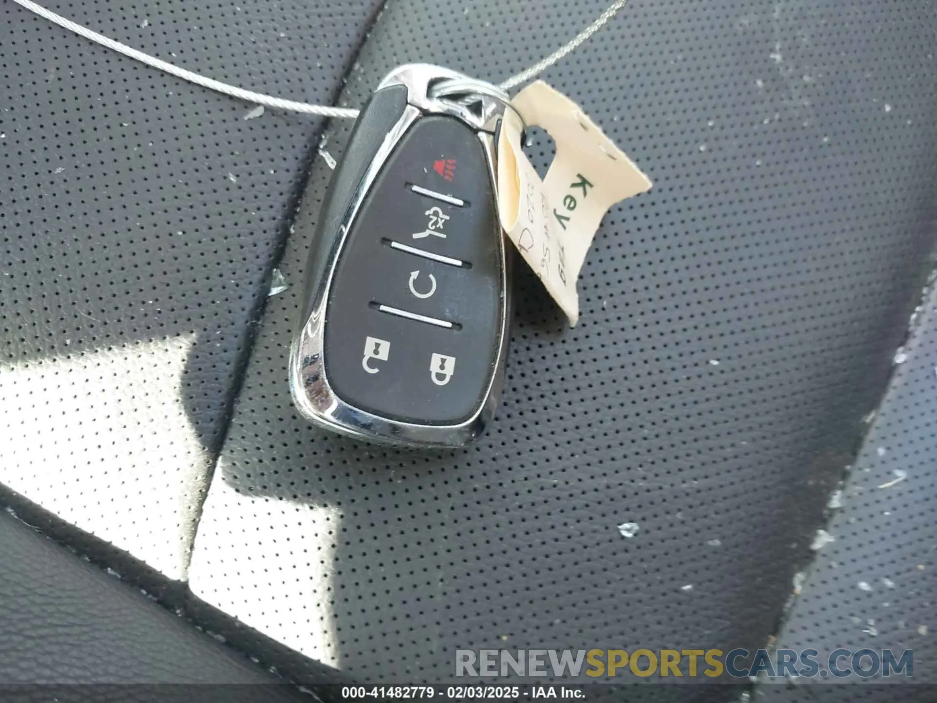 11 Photograph of a damaged car 3GNAXVEX7LS731225 CHEVROLET EQUINOX 2020