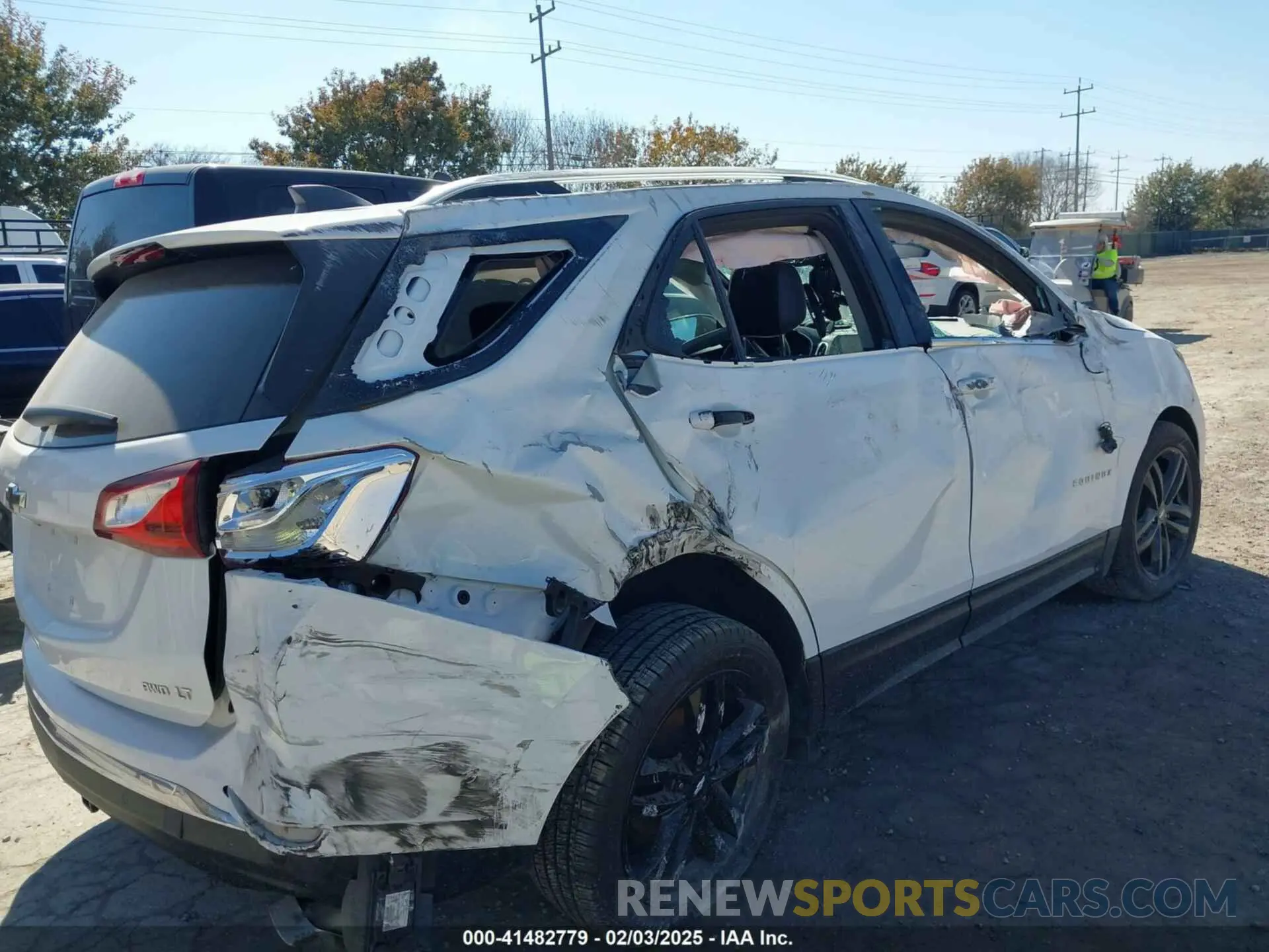 6 Photograph of a damaged car 3GNAXVEX7LS731225 CHEVROLET EQUINOX 2020