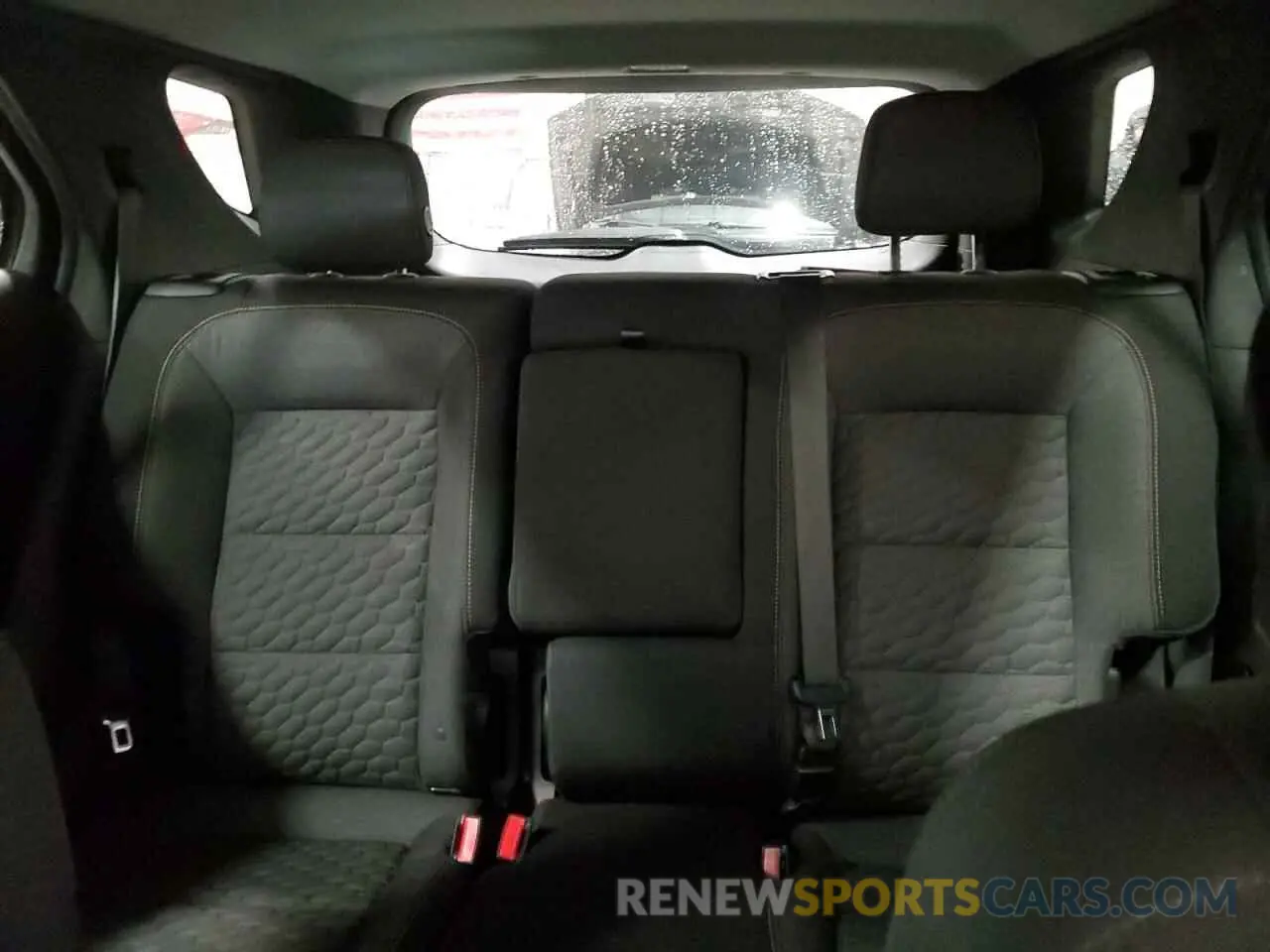 10 Photograph of a damaged car 3GNAXVEXXLS595723 CHEVROLET EQUINOX 2020